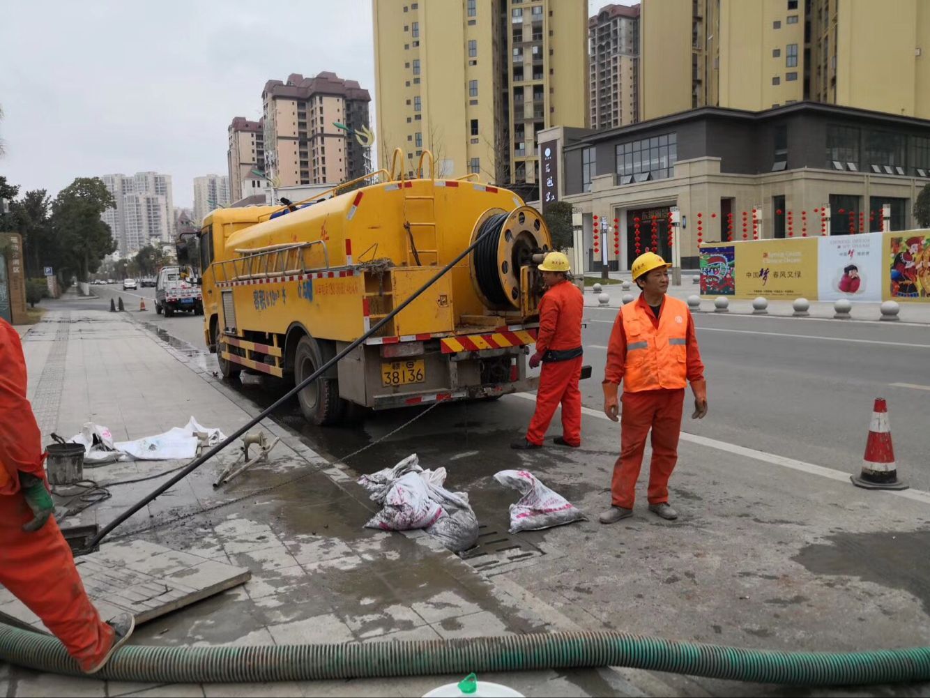 苍梧排污管道清淤-管道清洗